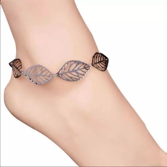 Silver Leaf Anklet - Picture 2 of 4
